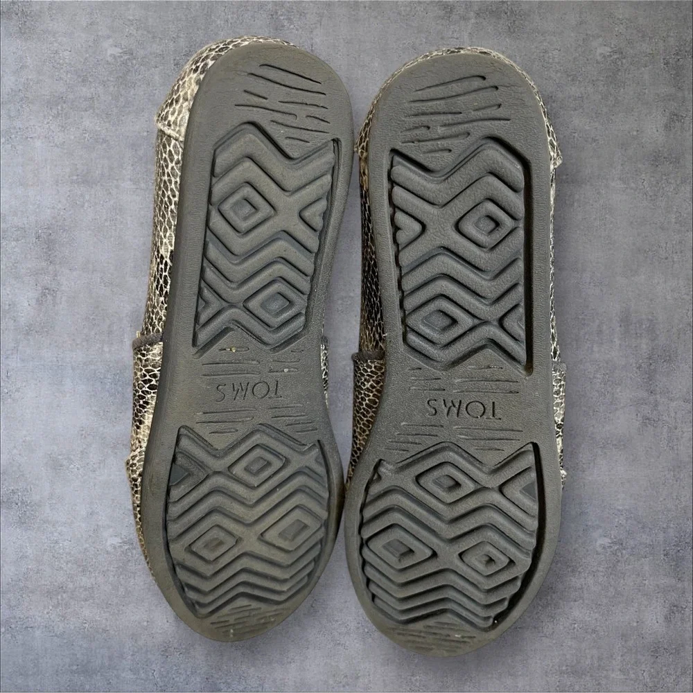 TOMS Alpargata Gray Snakeskin Print Espadrille Loafer Shoes Womens 7 Flats‎